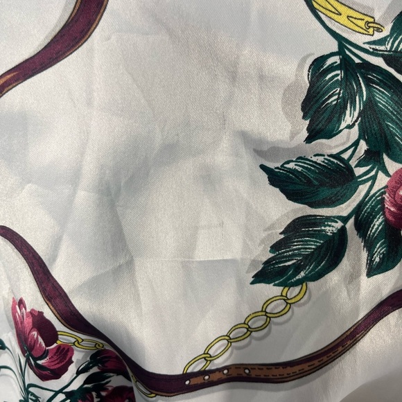 Vintage fantasies by Morgan Taylor equestrian white satin robe size P - Picture 5 of 7